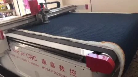 Faca oscilante de alimentação automática digital CNC Tecido de couro Tecido de tecido têxtil Vestuário Esponja de borracha Esponja Capas de assento Cortador Preço